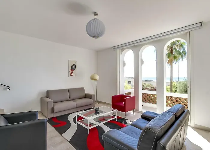 With Beautiful Sea View Nyaraló Golfe-Juan