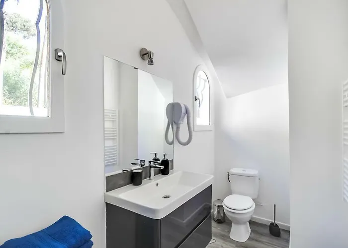 With Beautiful Sea View Nyaraló Golfe-Juan