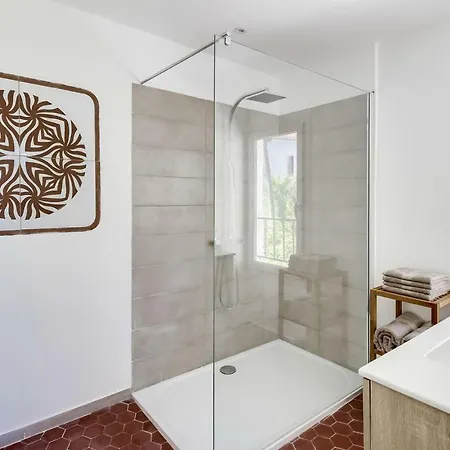 Prázdninový dům With Beautiful Sea View Golfe-Juan