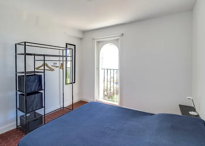 With Beautiful Sea View *